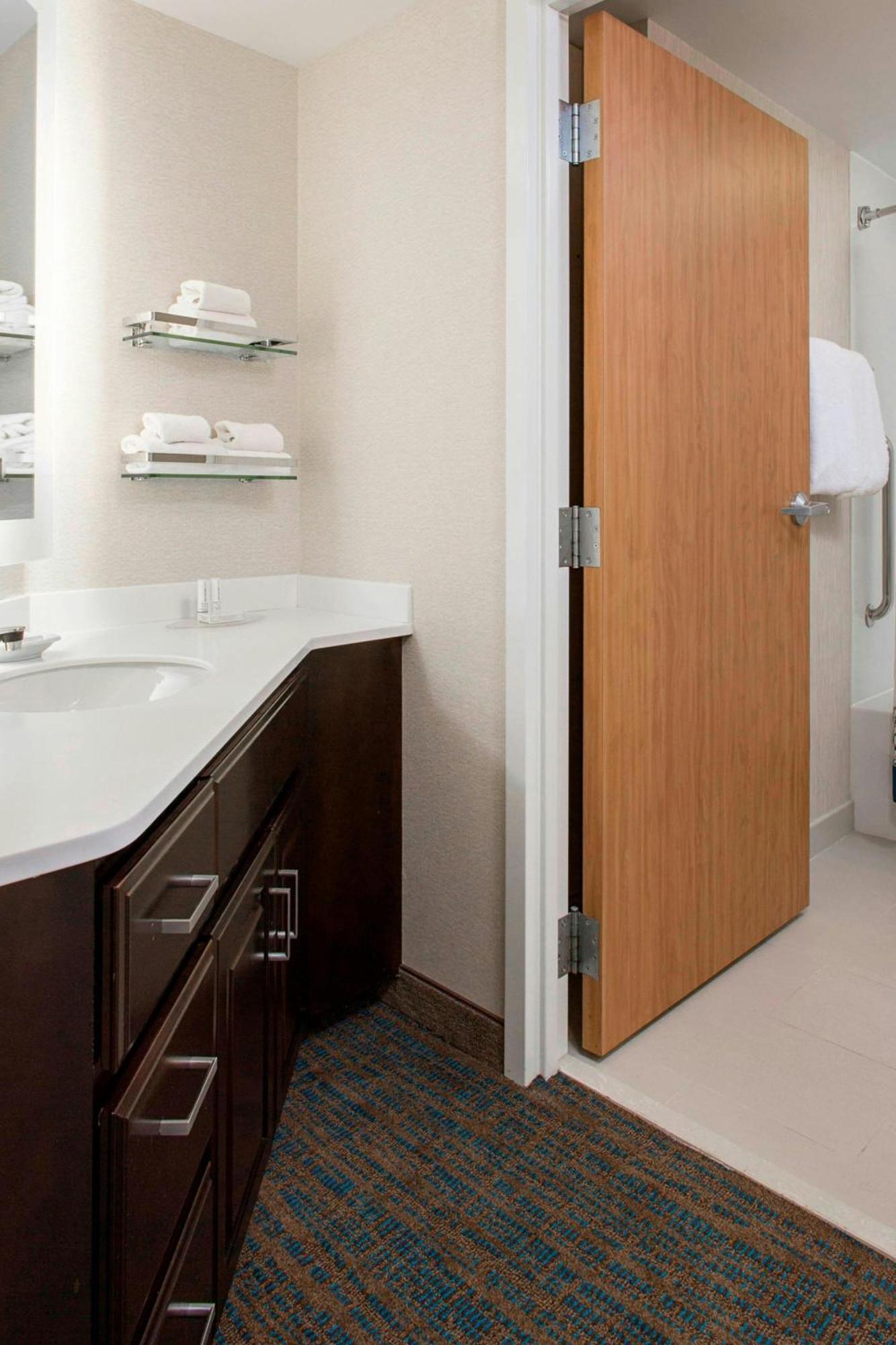 Residence Inn By Marriott Rochester West Greece Екстериор снимка
